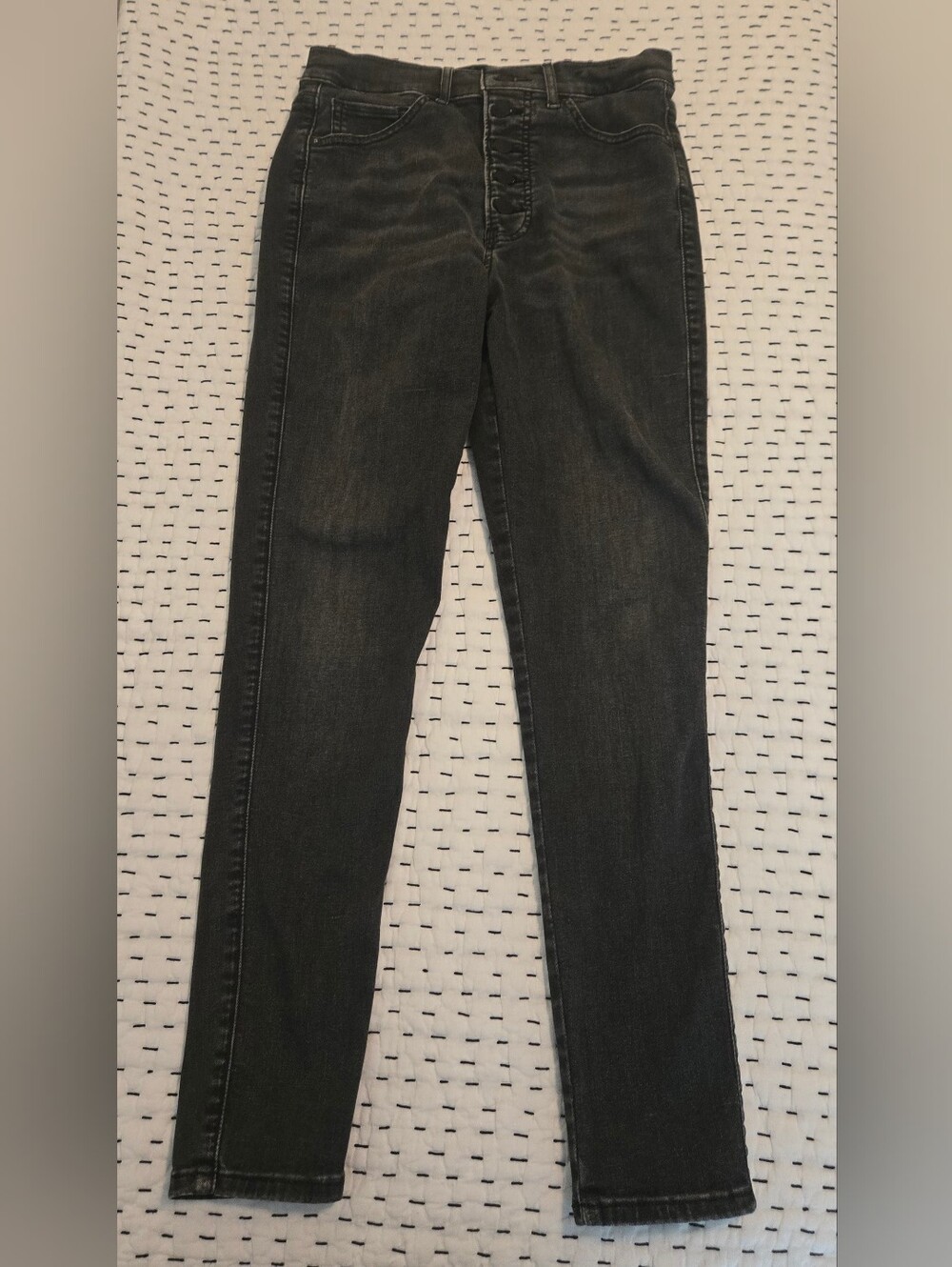 Express Women’s High Rise Distressed Black Skinny Jeans
